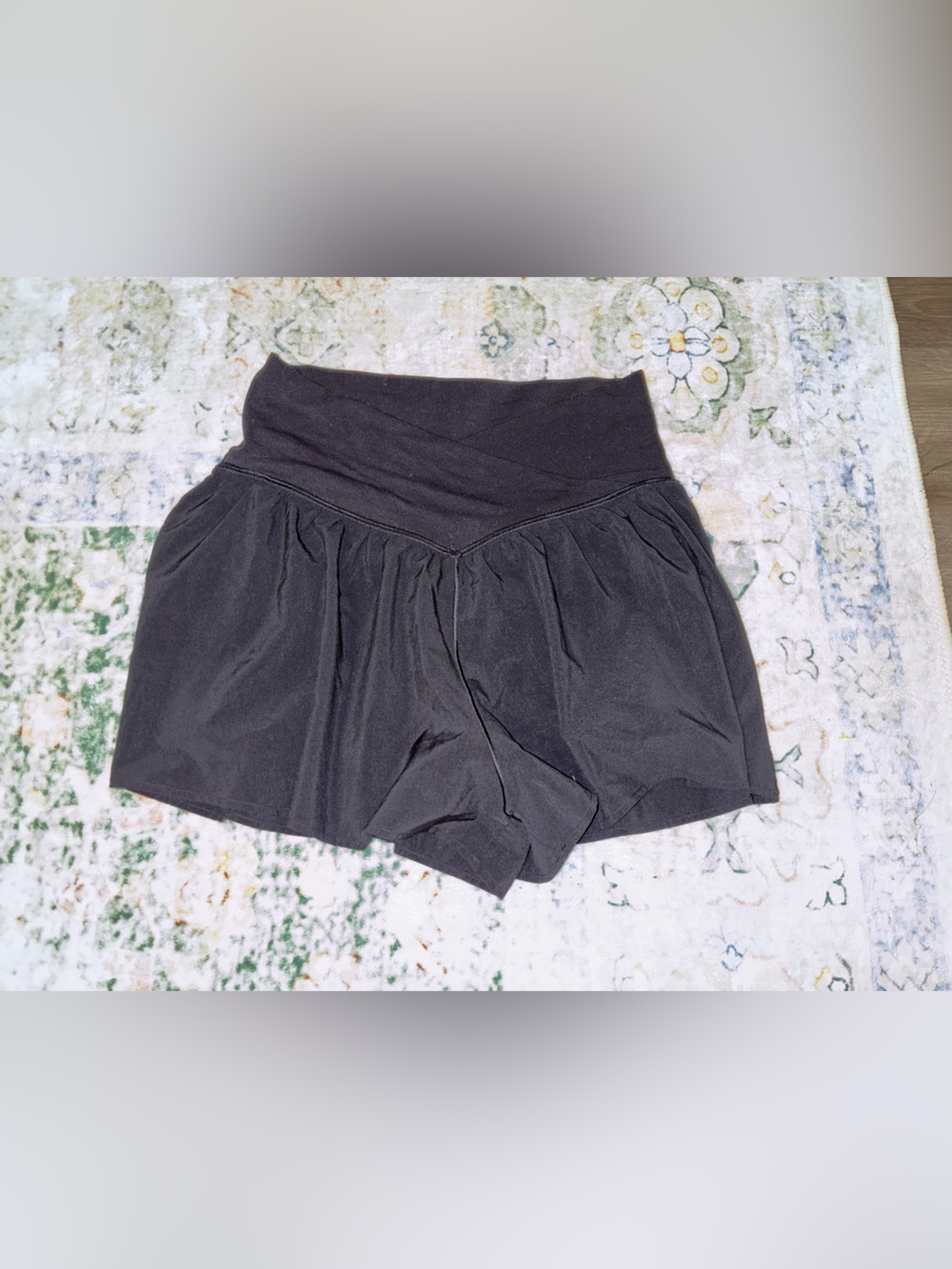 Women's Black aerie shorts